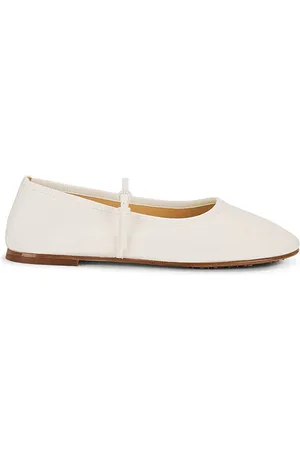 Dear Frances Winter Balla Flat in