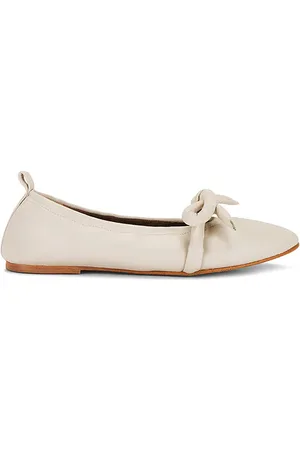 Flattered Polly Flat in