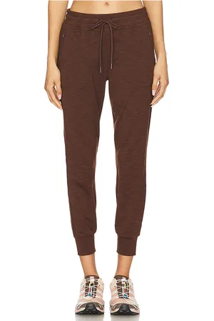 Beyond Yoga Heather Rib Street Jogger in