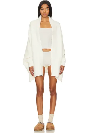 Barefoot Dreams CozyChic Blanket Wrap in