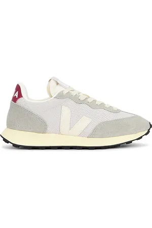 Veja Rio Branco II Sneaker in