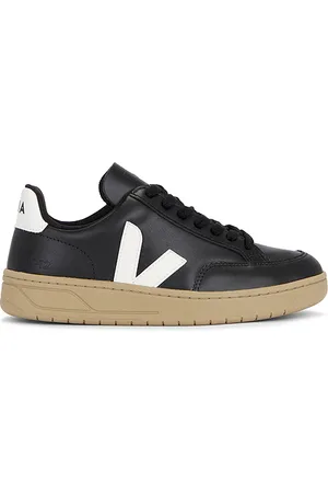 Veja V-12 Sneaker in Black White & Dune