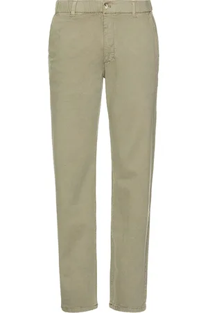 Marine Athletic Fit Saturday Chino in