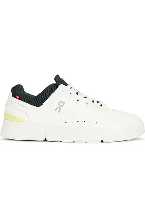 On Running The Roger Advantage Sneakers in