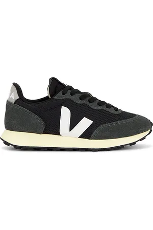Veja Rio Branco II Sneaker in