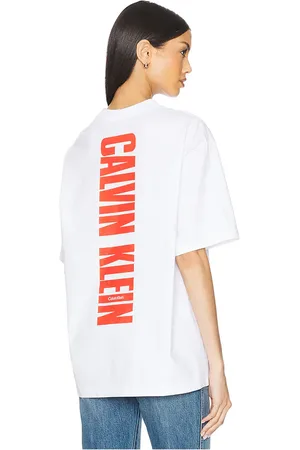 Calvin Klein Relaxed Vertical Logo Tee in