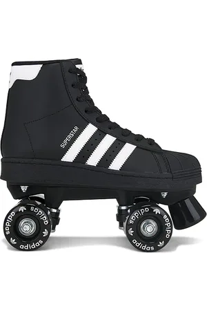 adidas Superstar 82 Skate in Core Black Footwear White & Silver Metallic