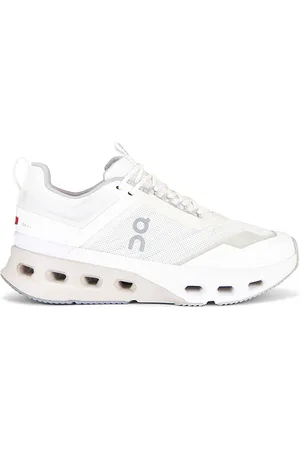 On Running Cloudnova X Sneaker in