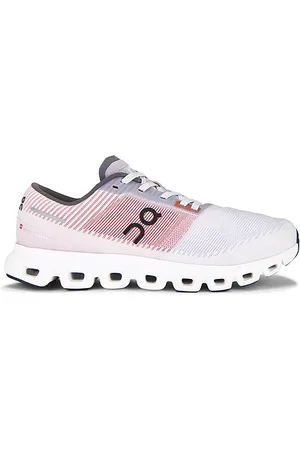 On Running Cloud 6 Push Sneakers in