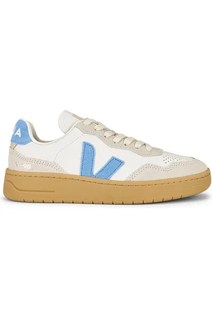 Veja V-90 Sneaker in