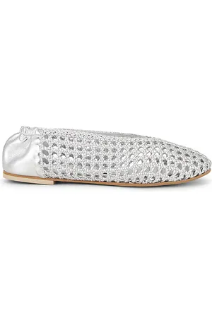 Freda Salvador Riley Flat in