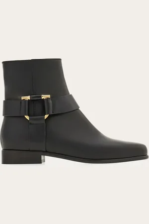 Salvatore Ferragamo Donna Stivaletto ornamento Gancini