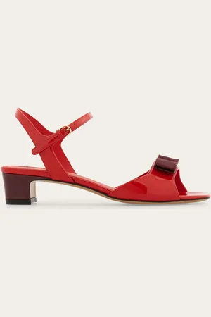 Salvatore Ferragamo Donna Sandalo con fiocco Vara
