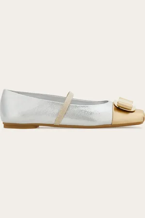Salvatore Ferragamo Donna Ballerina new Vara plate