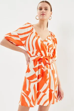 VILA VIDOGMA UMA V-NECK 2/4 SHORT DRESS/SU - Abbigliamento - Taglia 34