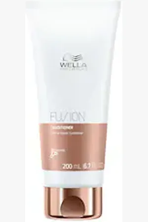 Wella Fusion Intense Repair - Balsamo Di Riparazione Intensa Per Capelli Danneggiati - -fusion Conditioner 200ml - Donna
