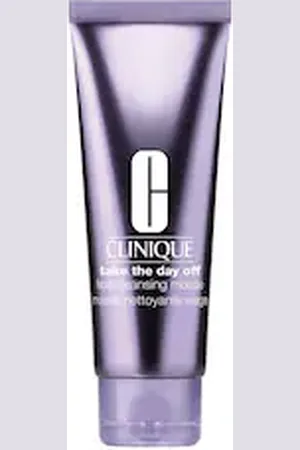 Clinique Take The Day Off™ Facial Cleansing Mousse - Detergente Schiumogeno - -take The Day Off Facial Cleansing Mousse - Donna