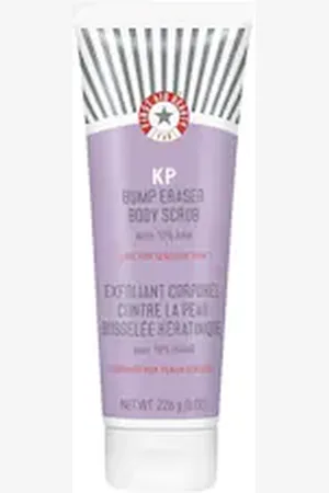 First Aid Beauty Kp Bump Eraser Body Scrub With 10% Aha - Scrub Corpo Con Aha - First Aid Daily Essenti Scrb 226g- - Donna