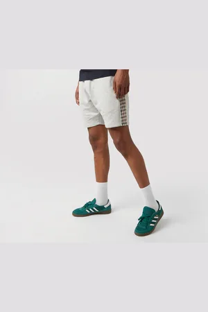 Aquascutum Club Check Shorts