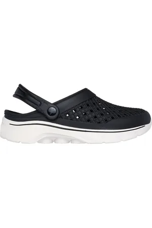 Skechers Uomo Foamies: GO WALK 7 - Ambition Shoes in Nero/Bianco