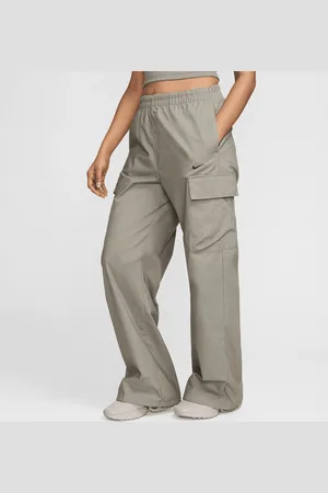 Nike Sportswear Essential Woven Mid-Rise Standard Cargo Pants donna taglia XS Abbigliamento