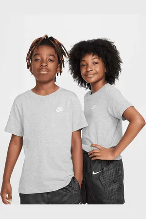 Nike Sportswear Tee EMB Futura unisex T-shirts e polo taglia 137 Abbigliamento