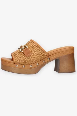 Carmela 162334-CAMEL Sandali scalzati camel con tacco