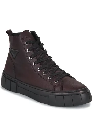 Regard Sneakers alte NANCY