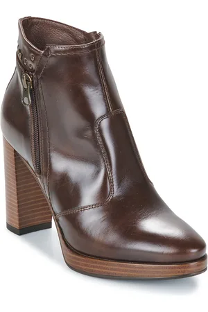 Nero Giardini Stivaletti I411230D-300