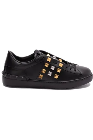 VALENTINO GARAVANI `Rockstud Untitled` Sneakers