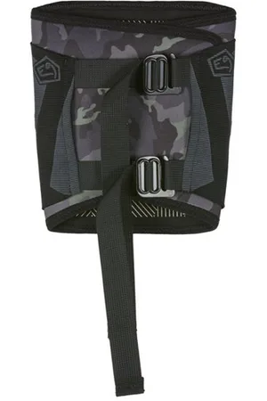E9 Small-Nibblank-spaceginocchiera arrampicata