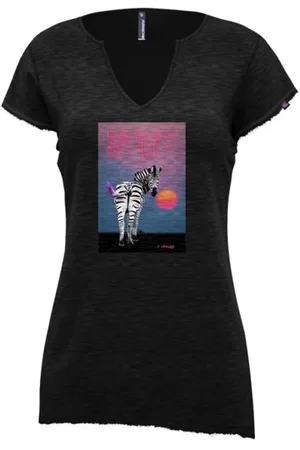 Crazy Mandalablank-spaceT-shirt