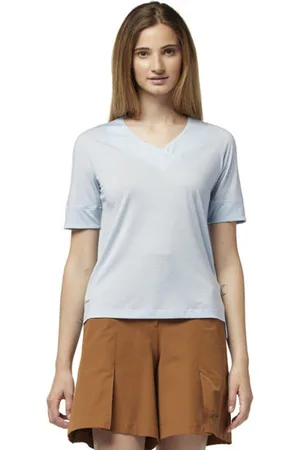 LAMUNT Alexandrablank-spaceT-shirt