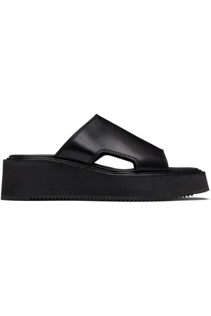 JULIUS Edge Cut Leather Sandals
