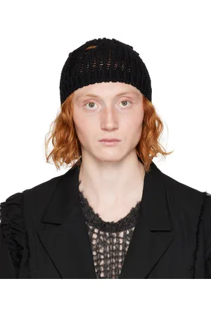 AIREI Black Embroidered Beanie