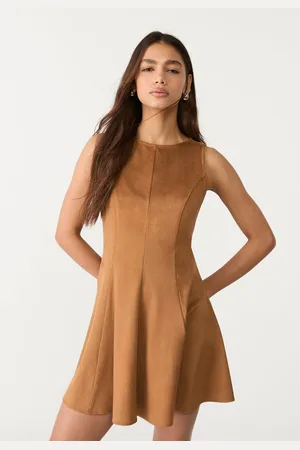 Stradivarius Vestito corto effetto camoscio XS