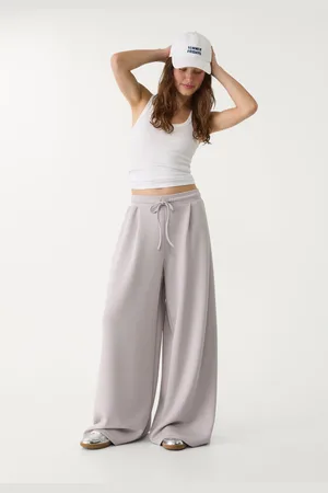 Stradivarius Pantaloni jogger con pieghe in tessuto morbido XS