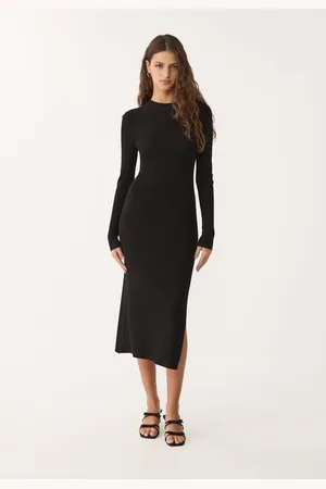 Stradivarius Vestito midi in maglia con mezzo collo S