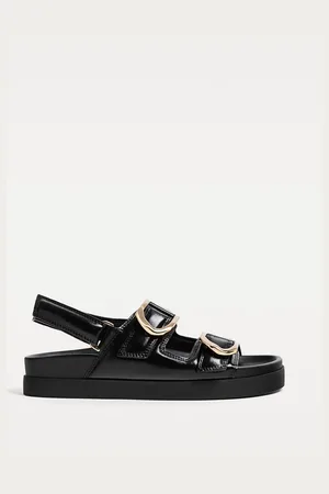 Stradivarius Sandali bassi con fibbie 35