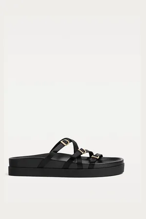 Stradivarius Sandali bassi con fibbie 35