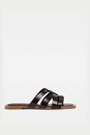 Stradivarius Sandali bassi con fascette 36