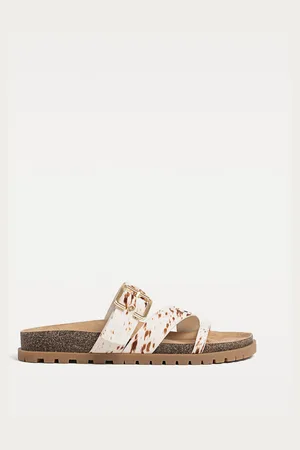 Stradivarius Sandali piatti in pelle effetto pelo 39
