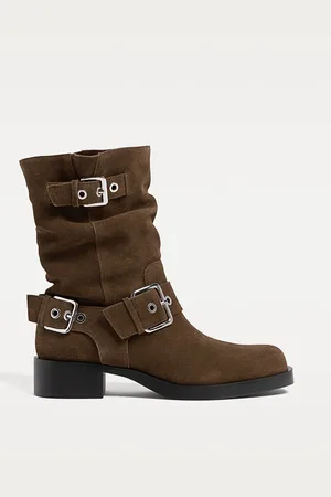 Stradivarius Stivaletti in pelle con fibbie 39