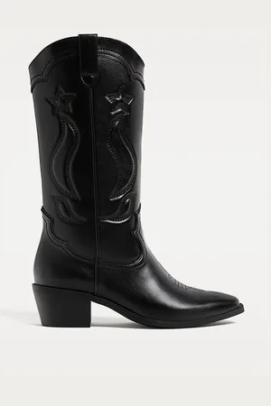 Stradivarius Stivali cowboy con tacco 35