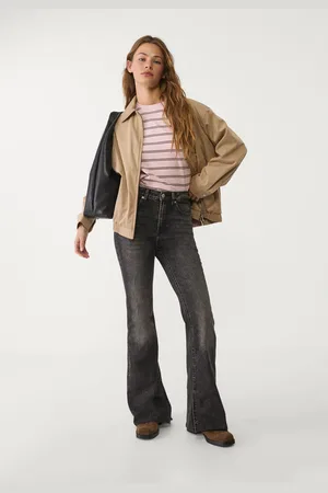 Stradivarius Jeans flare slit 46