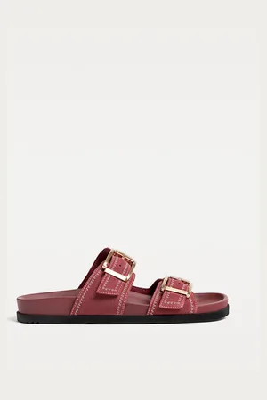 Stradivarius Sandali bassi in pelle con fibbie 35