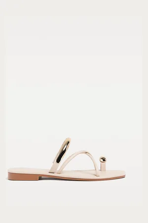 Stradivarius Sandali bassi con dettaglio metallico 37