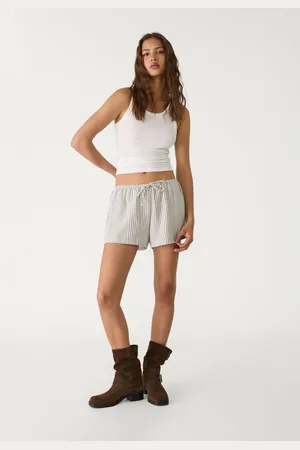 Stradivarius Shorts fluidi con lino XL