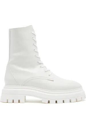 Stuart Weitzman Bedford Sleek Lace-up Bootie