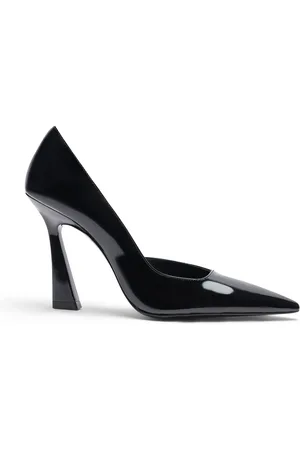 Stuart Weitzman Vinnie 100 Dorsay Pump